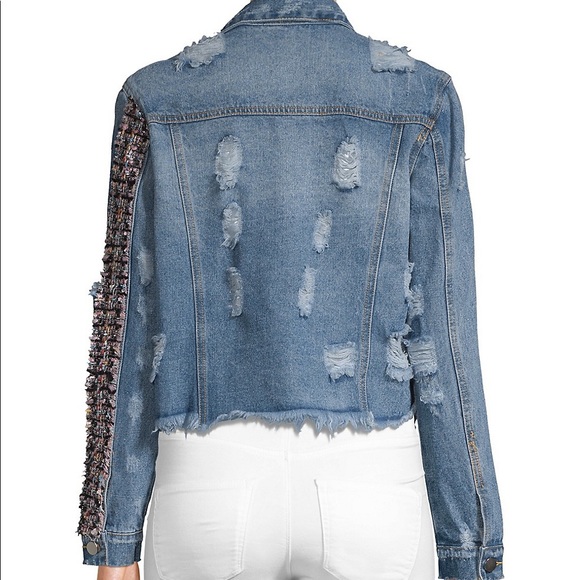 🆕Distressed Cropped Denim Jacket - Picture 4 of 9